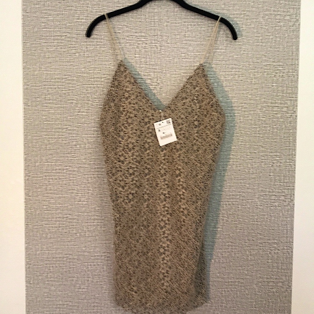 Zara Laser Cut Muslin Lace Low Back Slip Dress szS